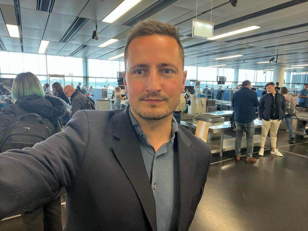 Nicu Ştefănuţă: Bursele studenţilor vor fi completate din fonduri europene, după demersuri la Bruxelles şi Bucureşti